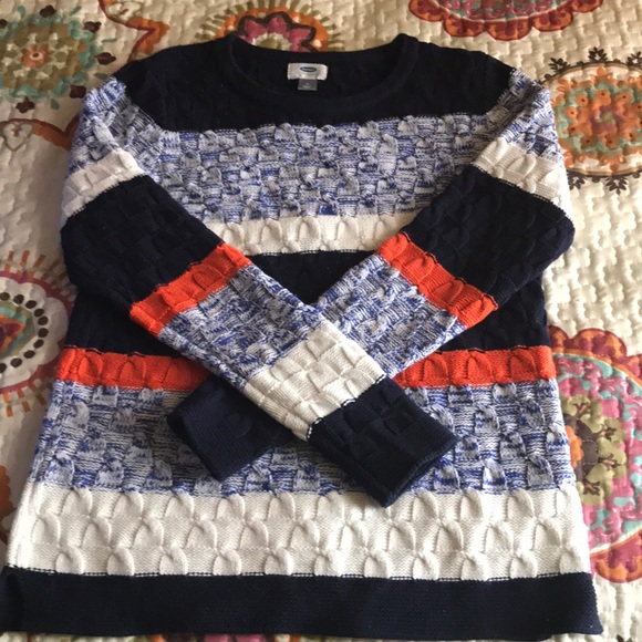 Old navy medium sweater - Picture 3 of 3